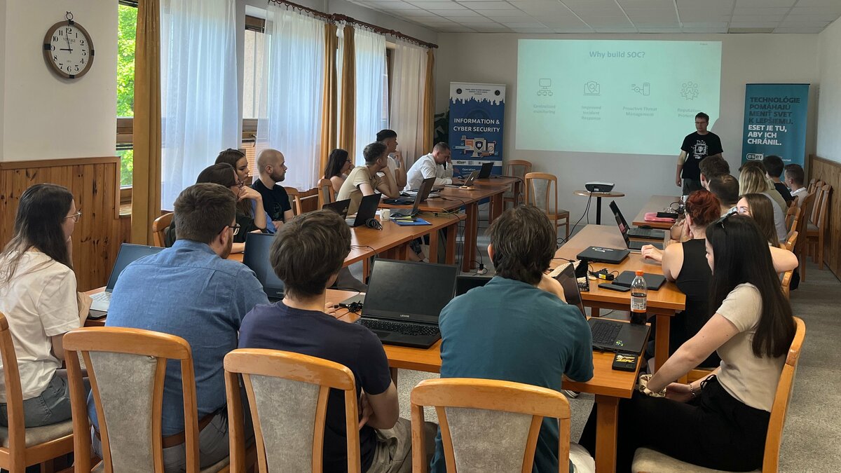 Úvodná prednáška na Letnej škole, zdroj: Organizátori LSK 2025